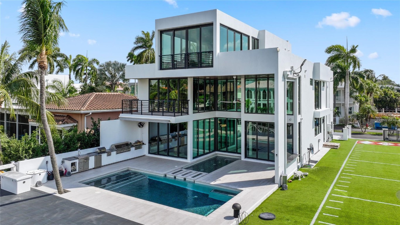 Venice 8-12 B - Residential