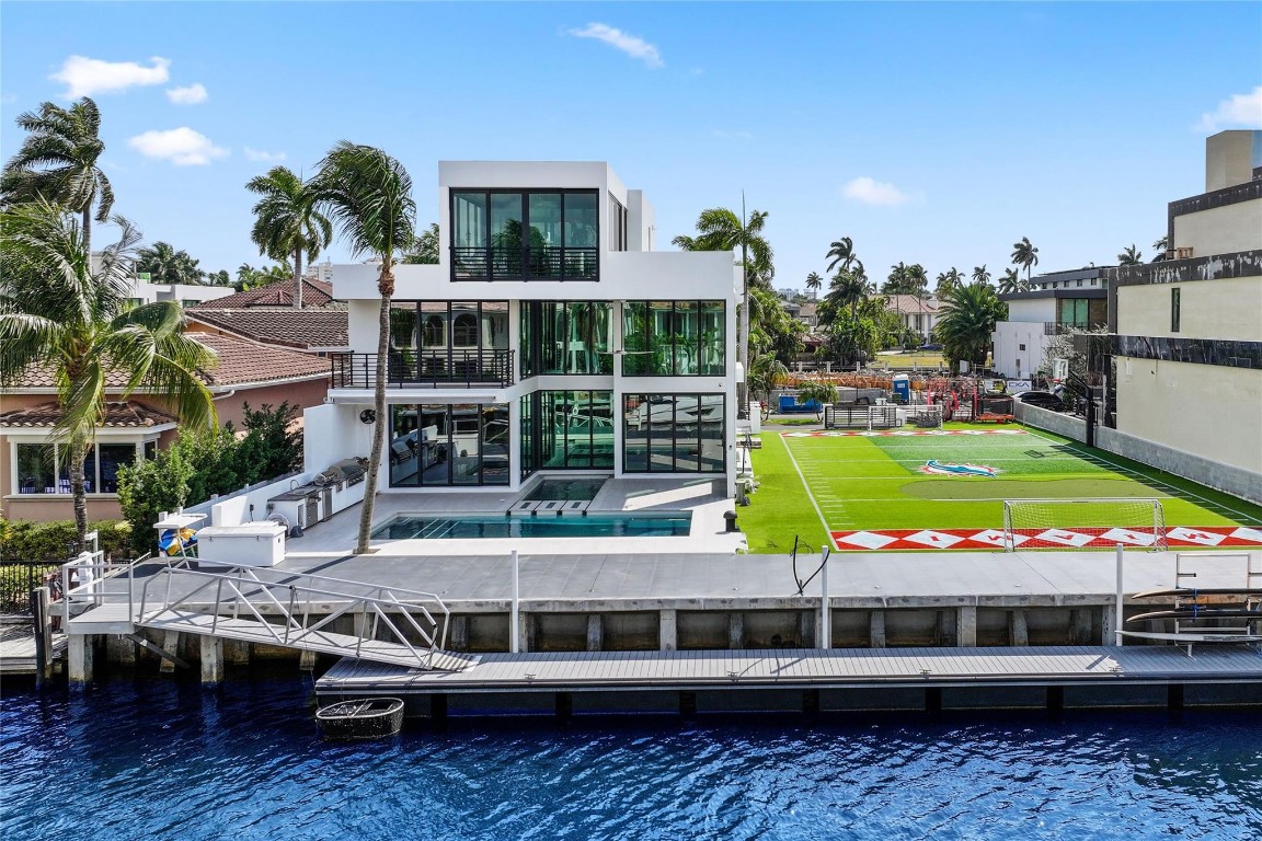 Venice 8-12 B - Residential