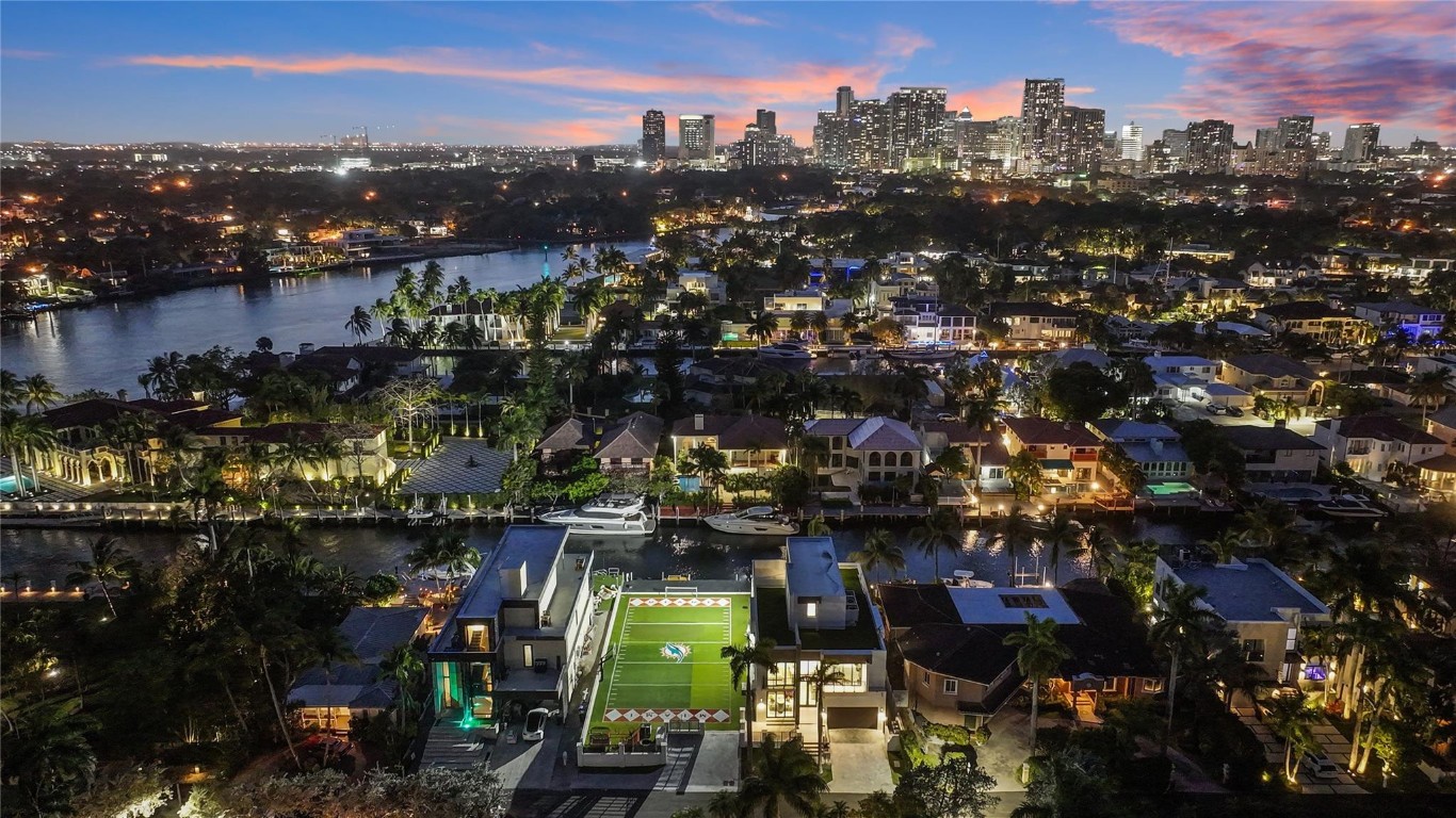 Venice 8-12 B - Residential