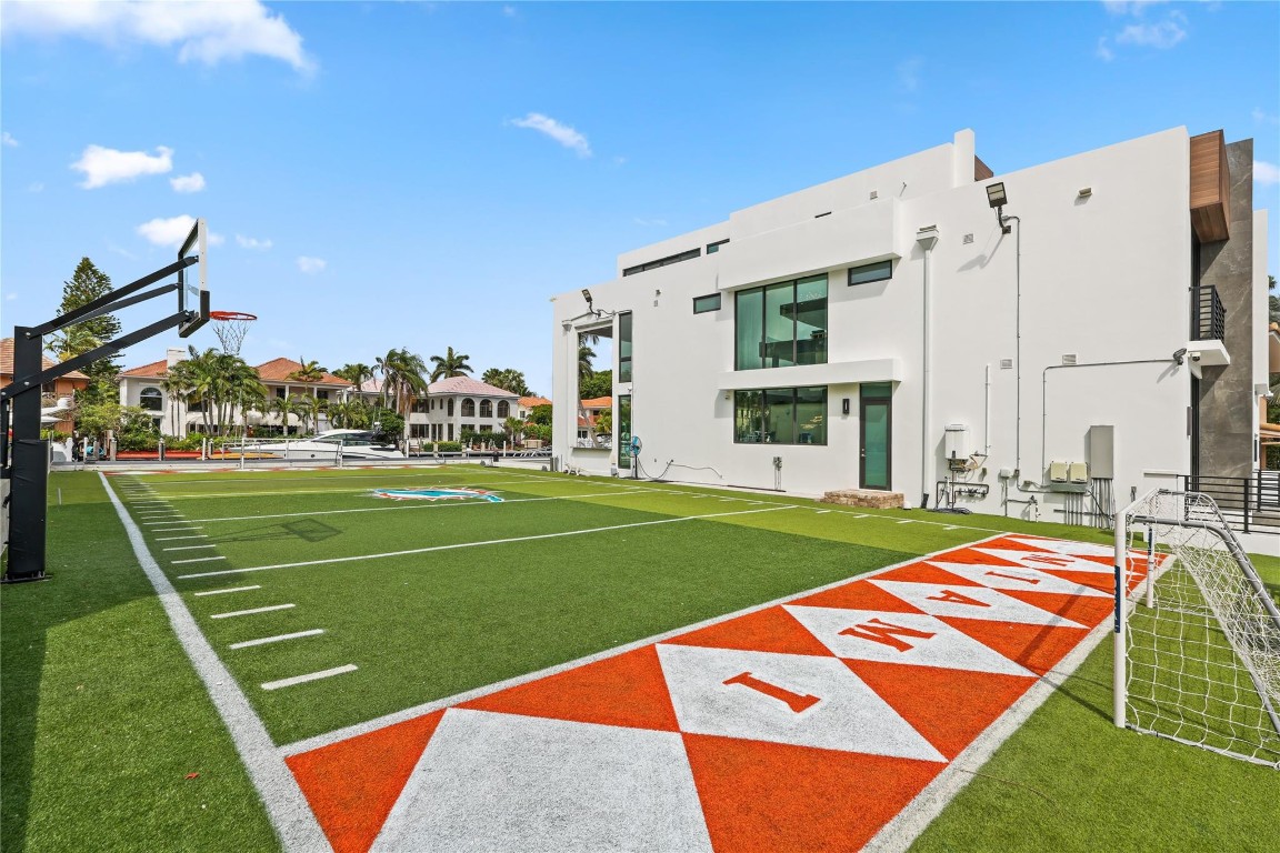 Venice 8-12 B - Residential