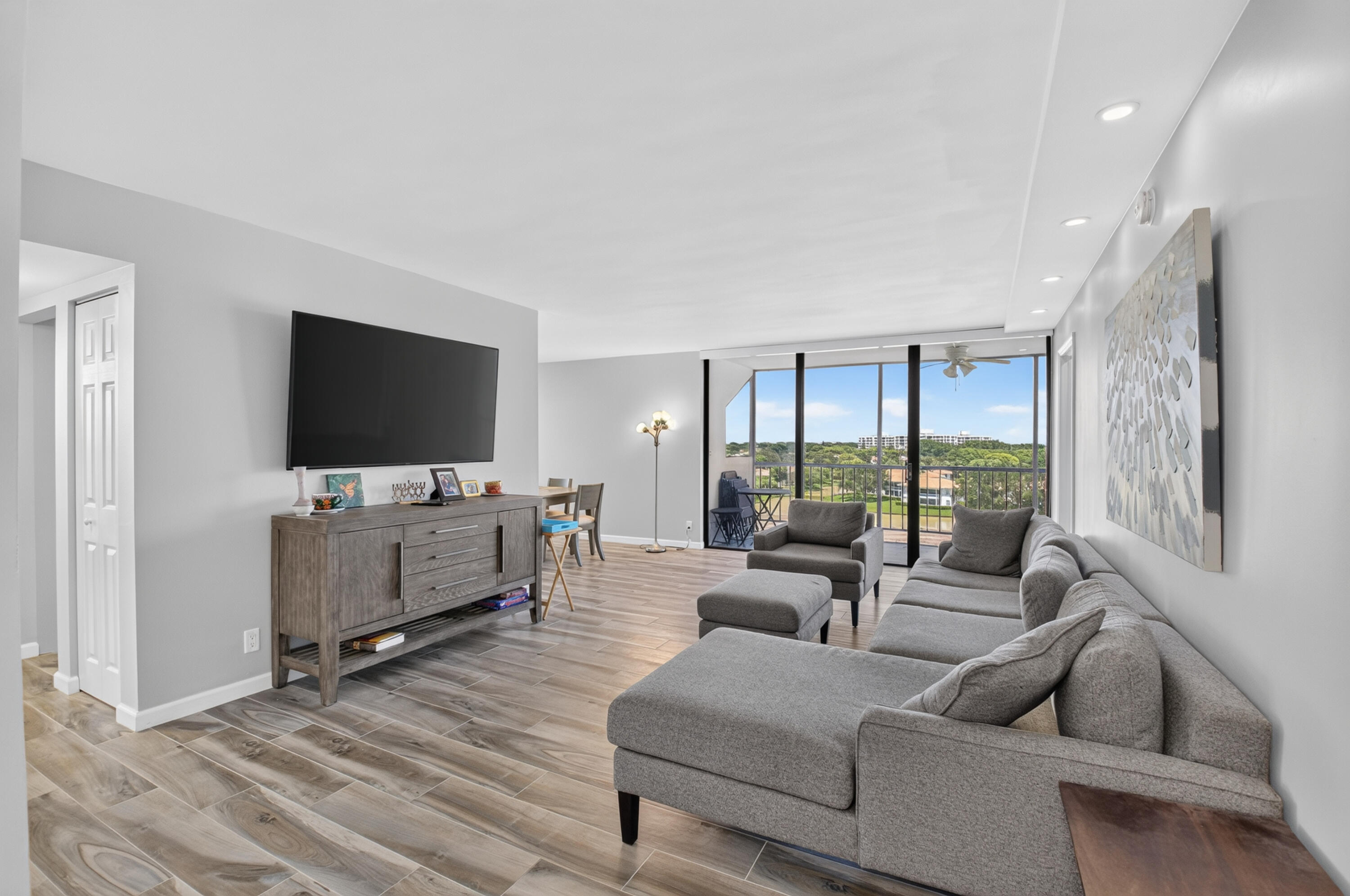 7738 Lakeside Boulevard 371