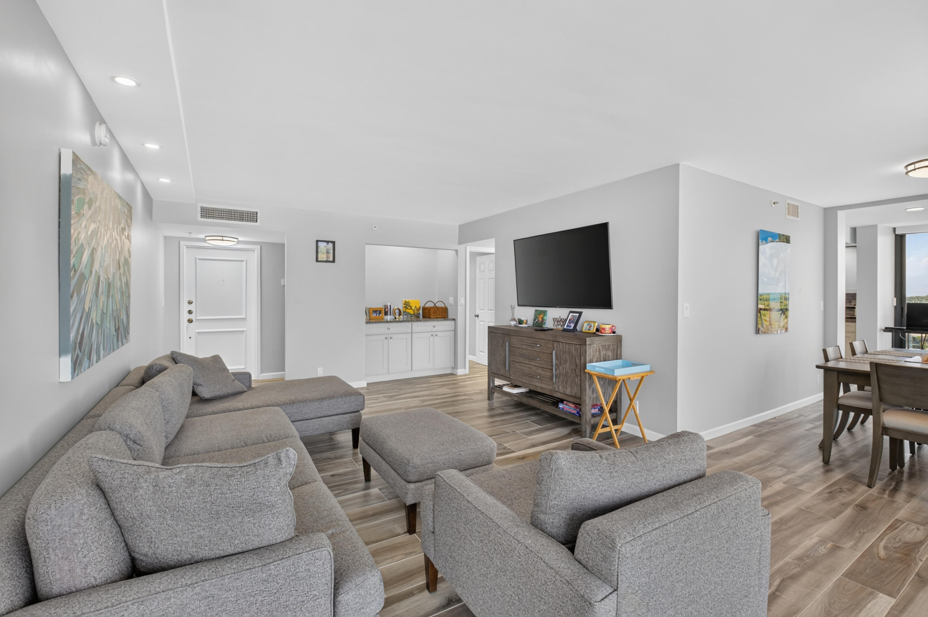 7738 Lakeside Boulevard 371