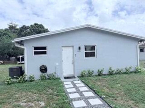 2710 NW 24th Avenue 1-2 Oakland Park FL 33311