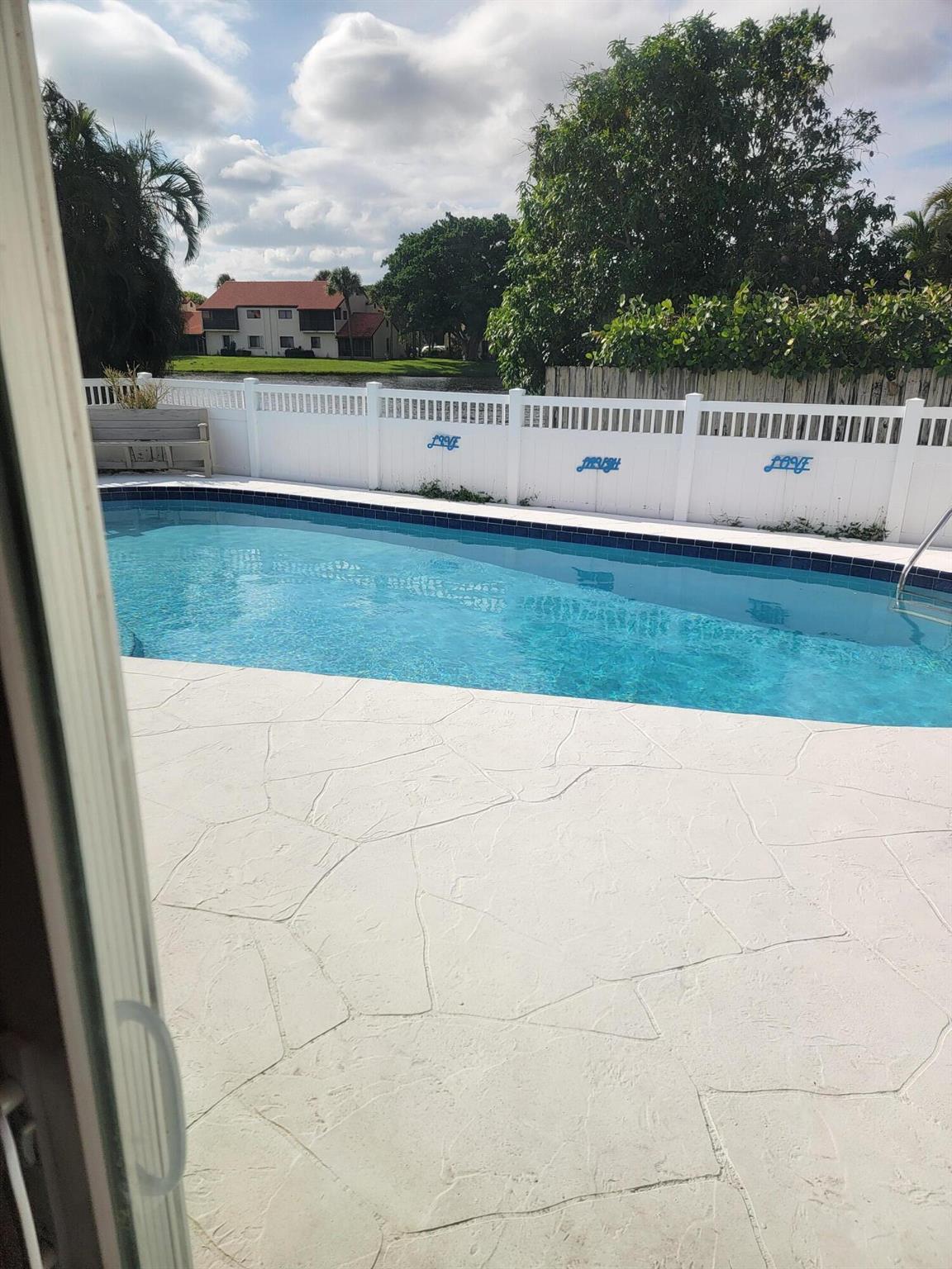 Shoreline - Residential