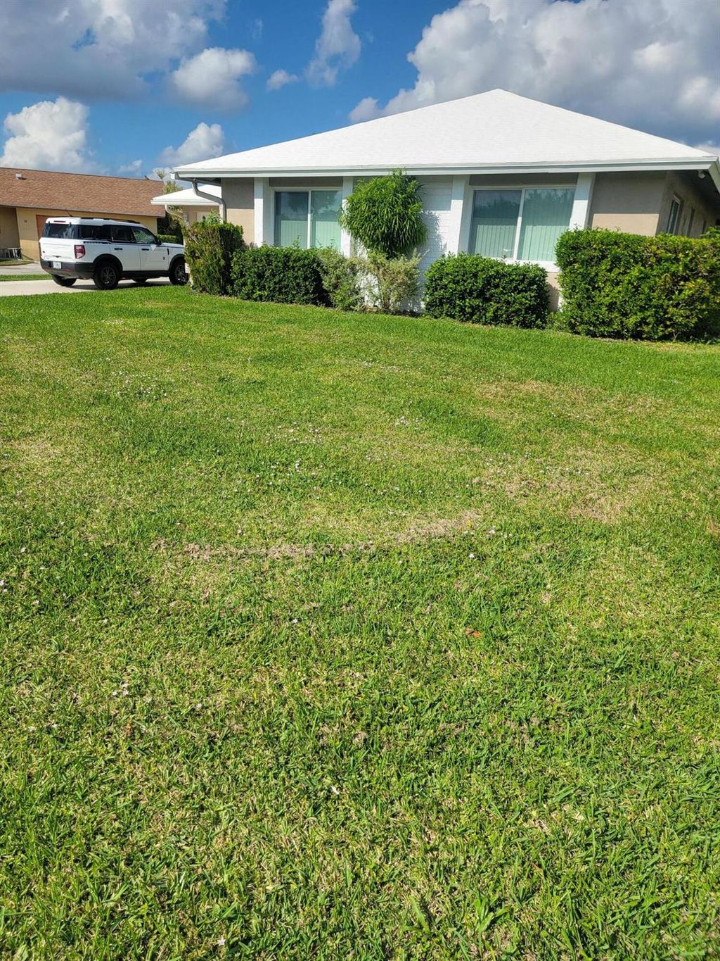 Photo of 27 Vista Del Rio, Boynton Beach, FL 33426 (MLS # R11141047)