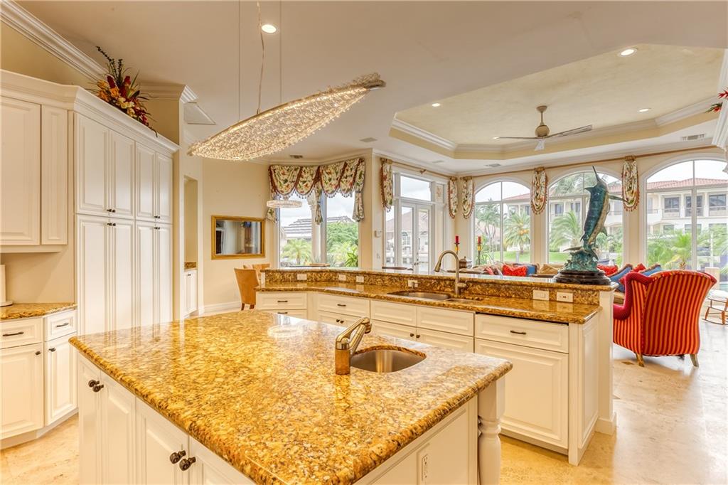 Hillsboro Isles 29-4 B - Residential