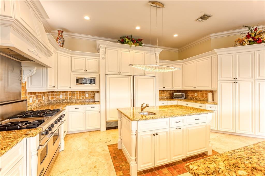 Hillsboro Isles 29-4 B - Residential
