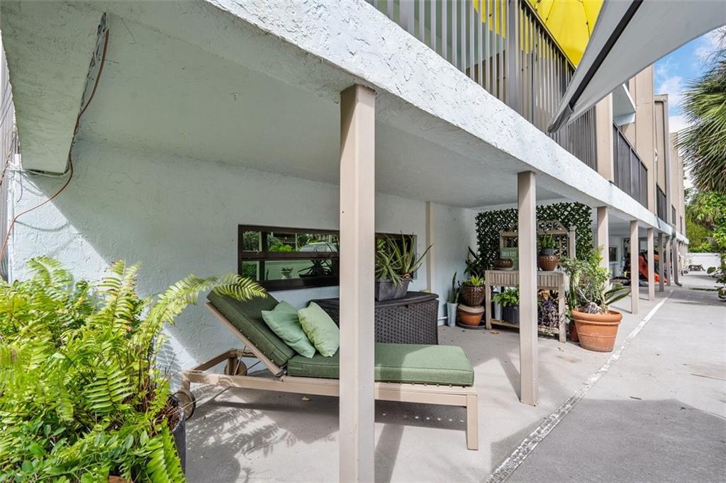 OCEAN VIEW CONDO - Residential