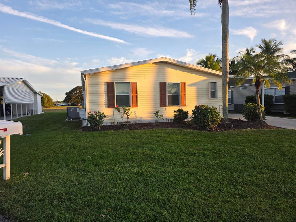 Photo of 3033 Satinleaf Lane, Port Saint Lucie, FL 34952 (MLS # R11147854)