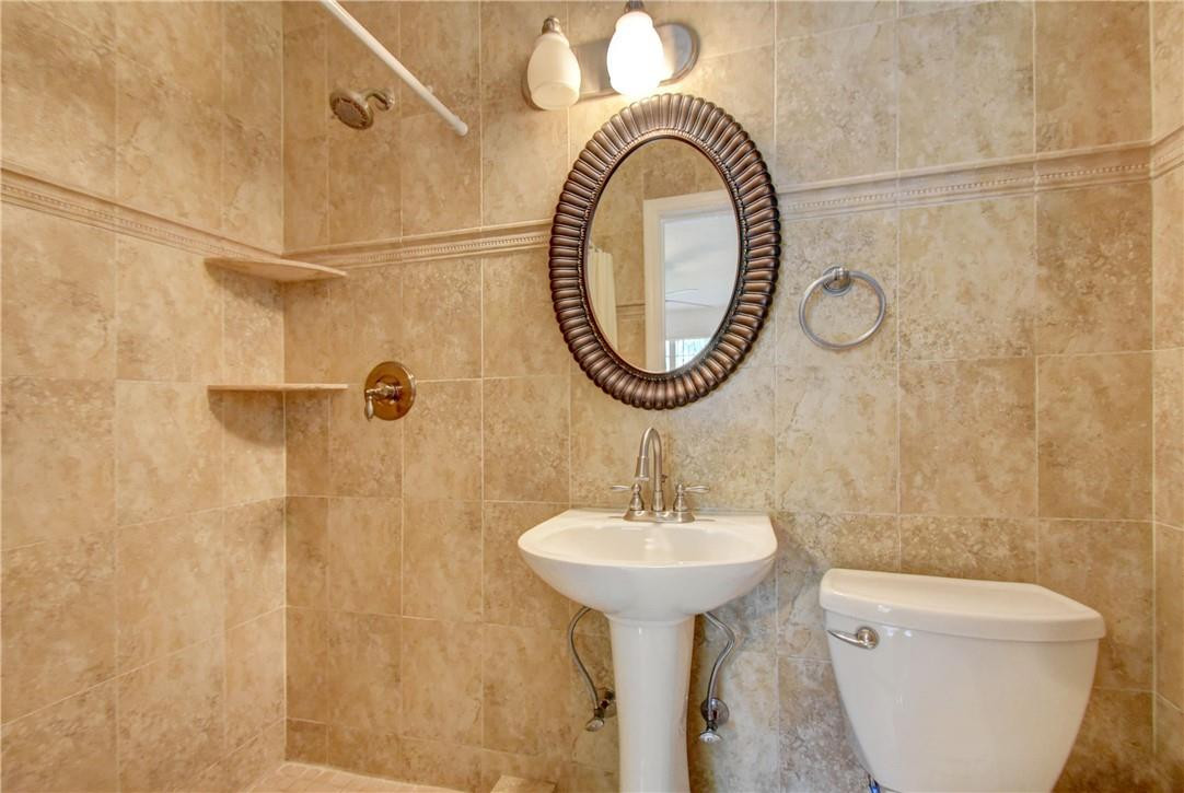 Fleetwood Manor 47-28 B - Residential