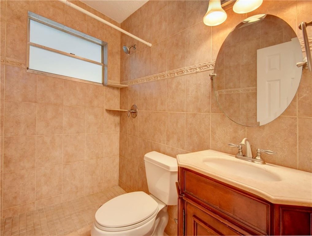 Fleetwood Manor 47-28 B - Residential