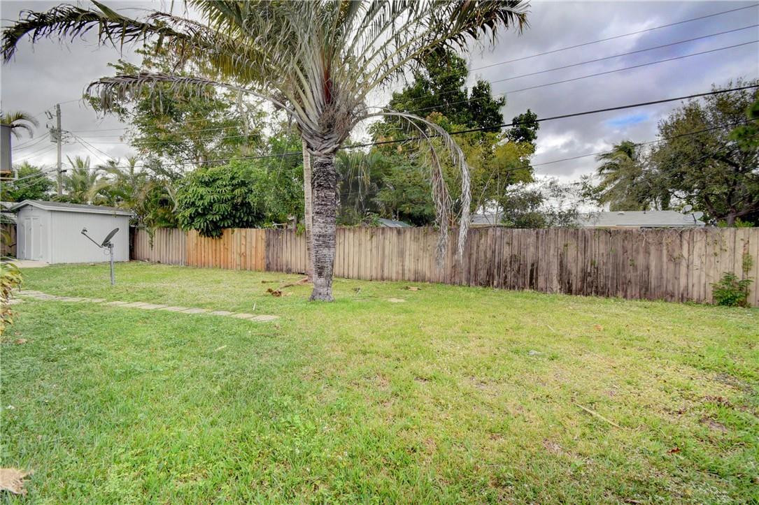 Fleetwood Manor 47-28 B - Residential