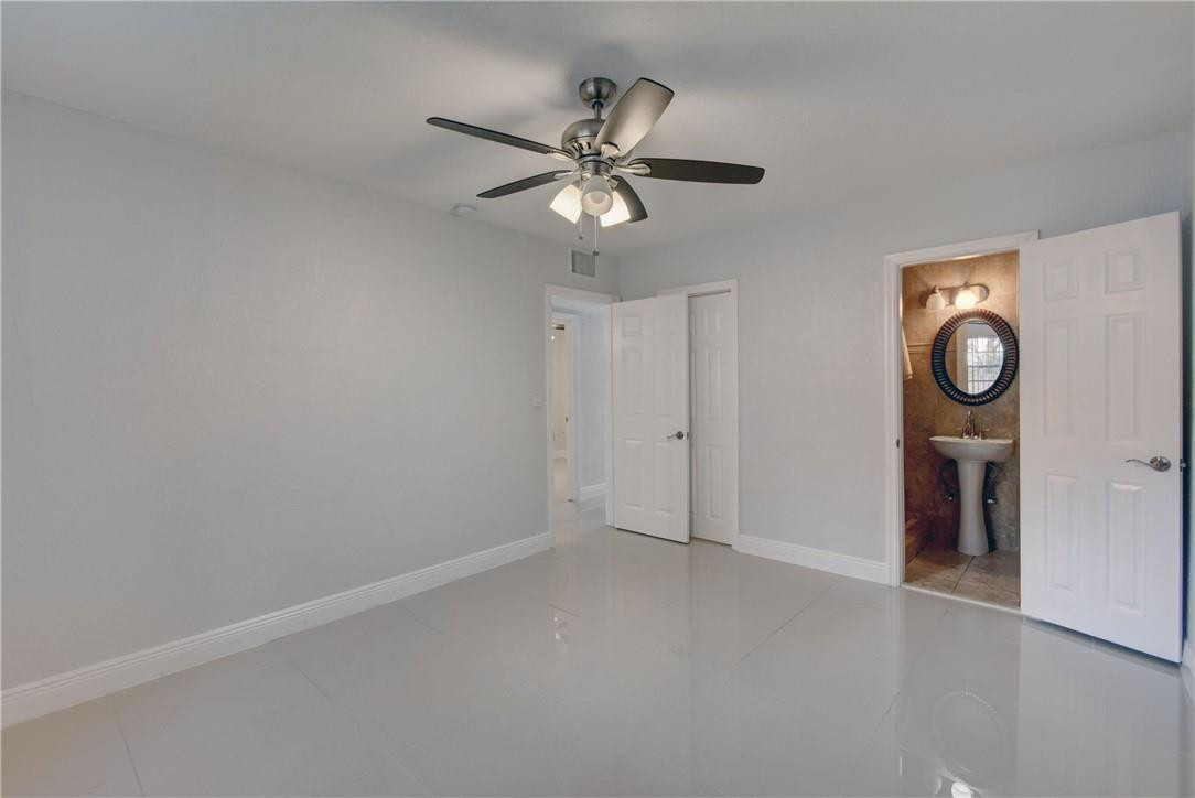 Fleetwood Manor 47-28 B - Residential