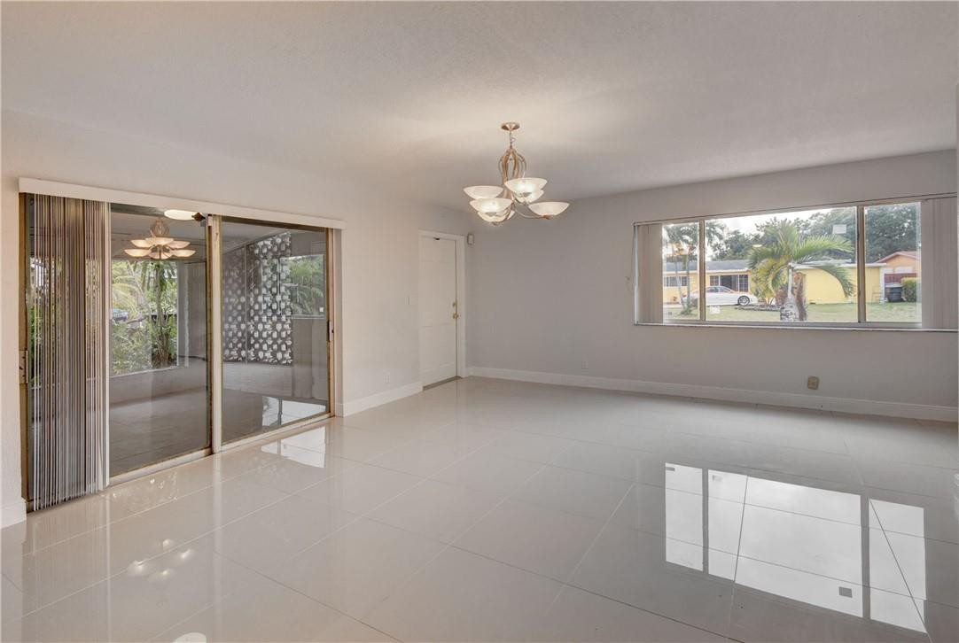 Fleetwood Manor 47-28 B - Residential