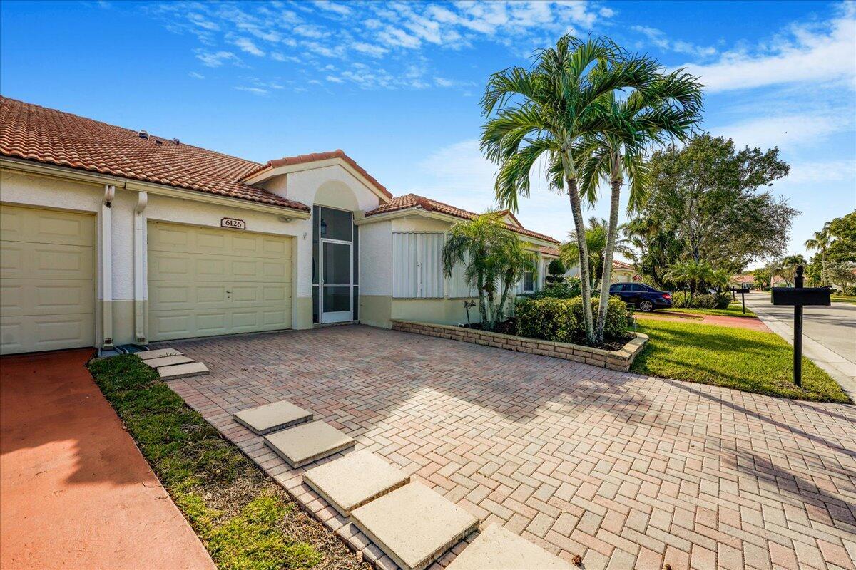 6126 Lake Hibiscus Drive