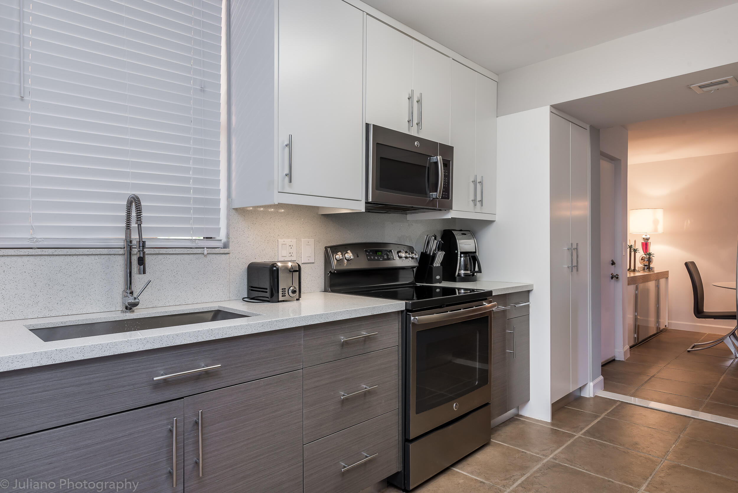 LAVERS DELRAY RACQUET CLUB CONDO - Residential Lease