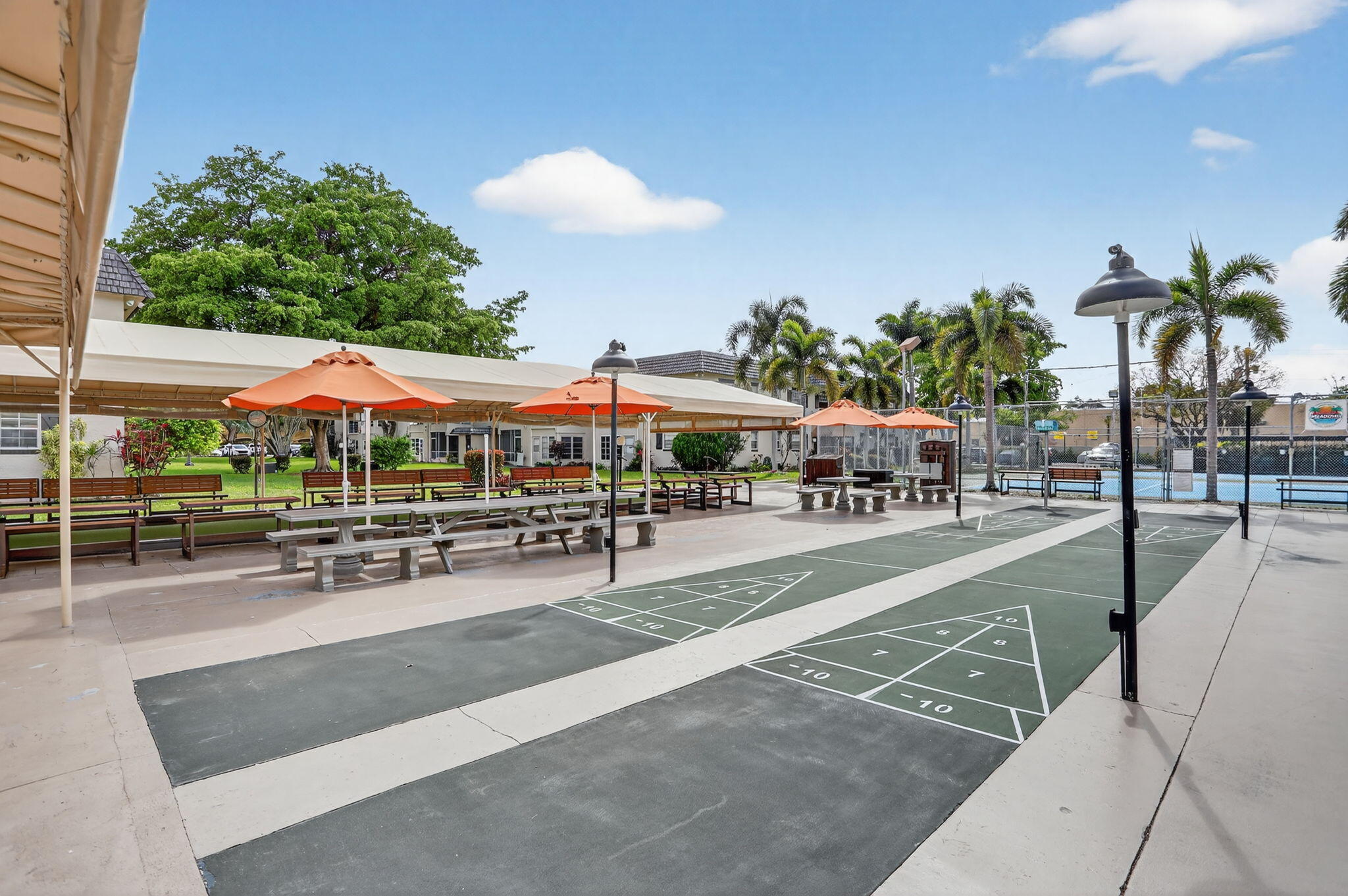 MEADOWS CONDO - Residential