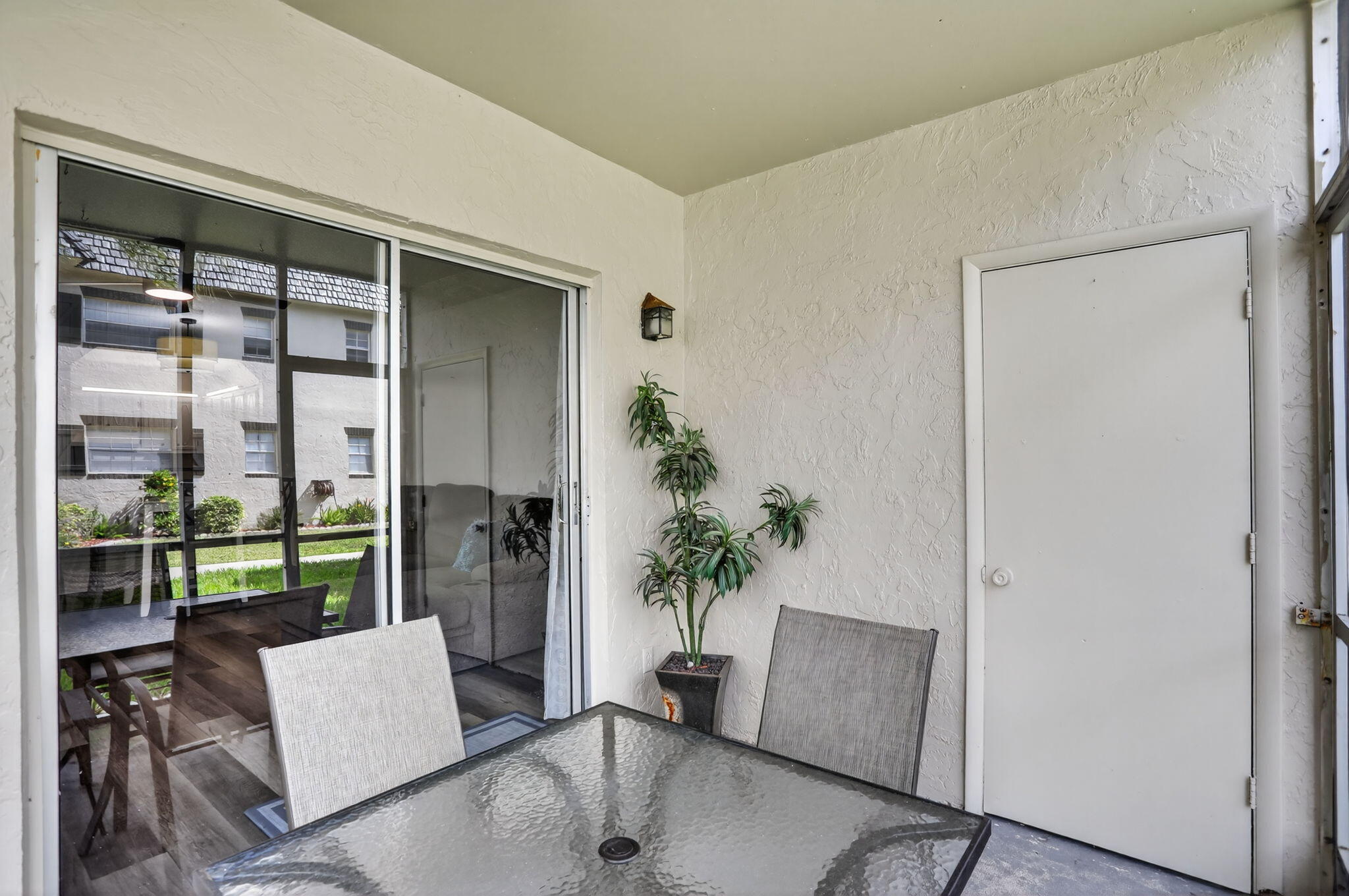 MEADOWS CONDO - Residential