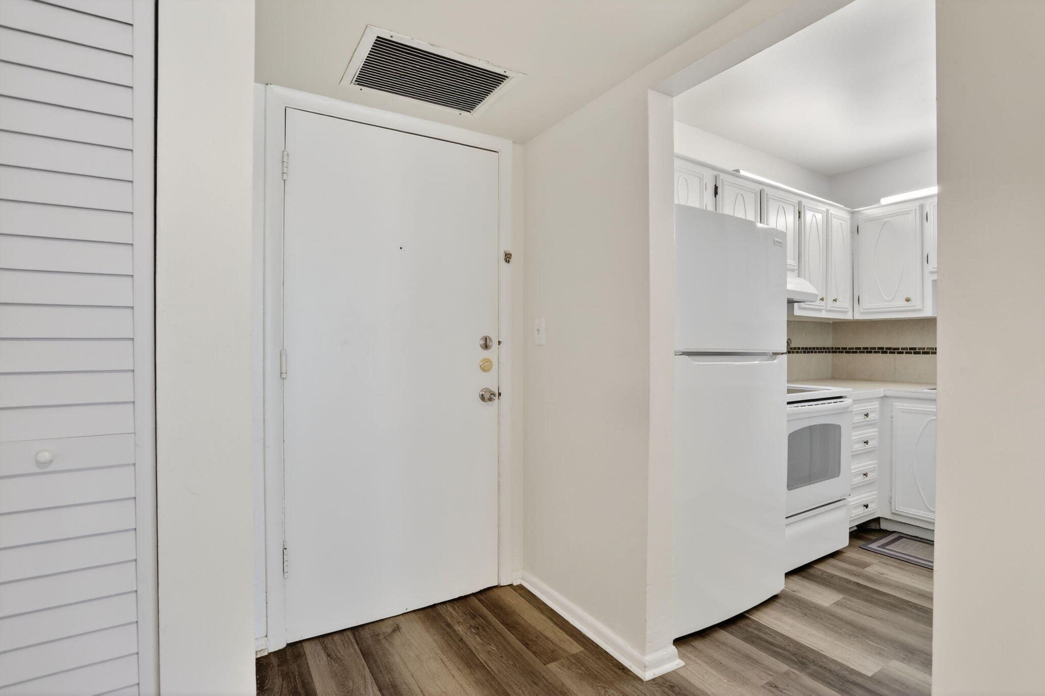 MEADOWS CONDO - Residential