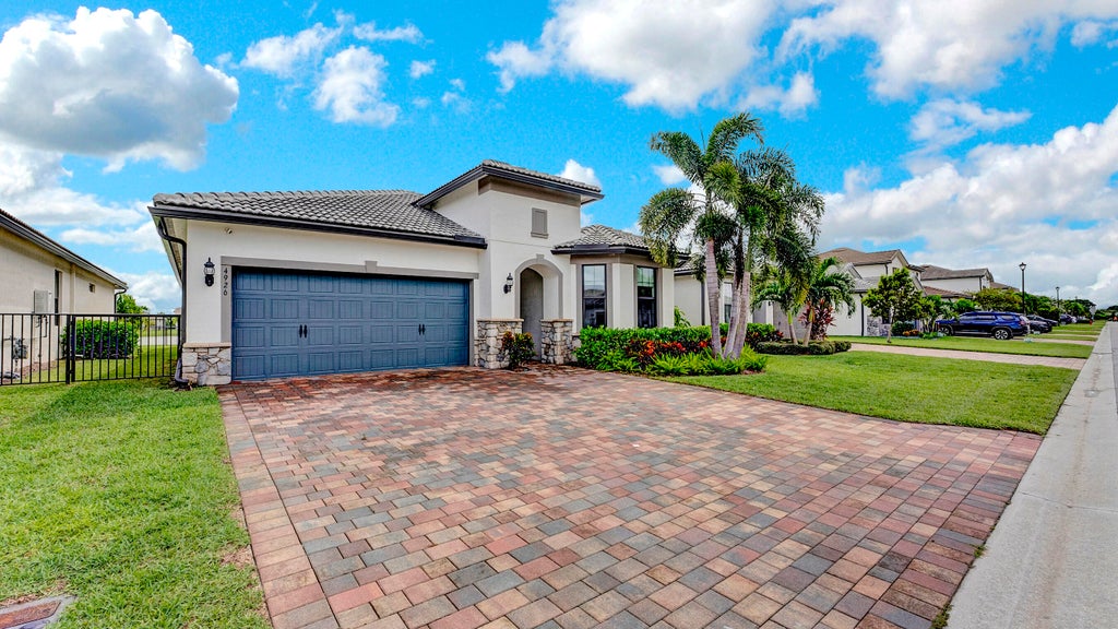 Photo of 4926 Exmoor Street, Lake Worth, FL 33467 (MLS # R11035191)