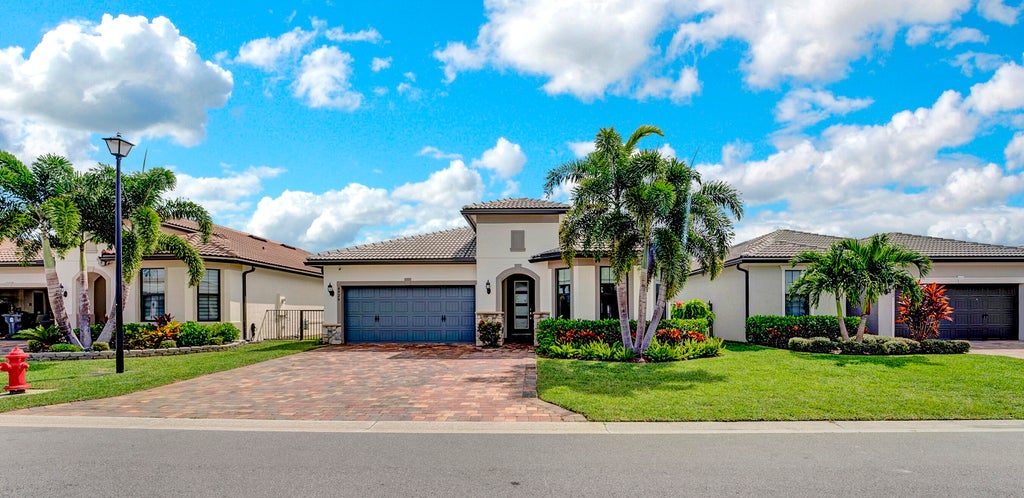 Photo of 4926 Exmoor Street, Lake Worth, FL 33467 (MLS # R11035191)