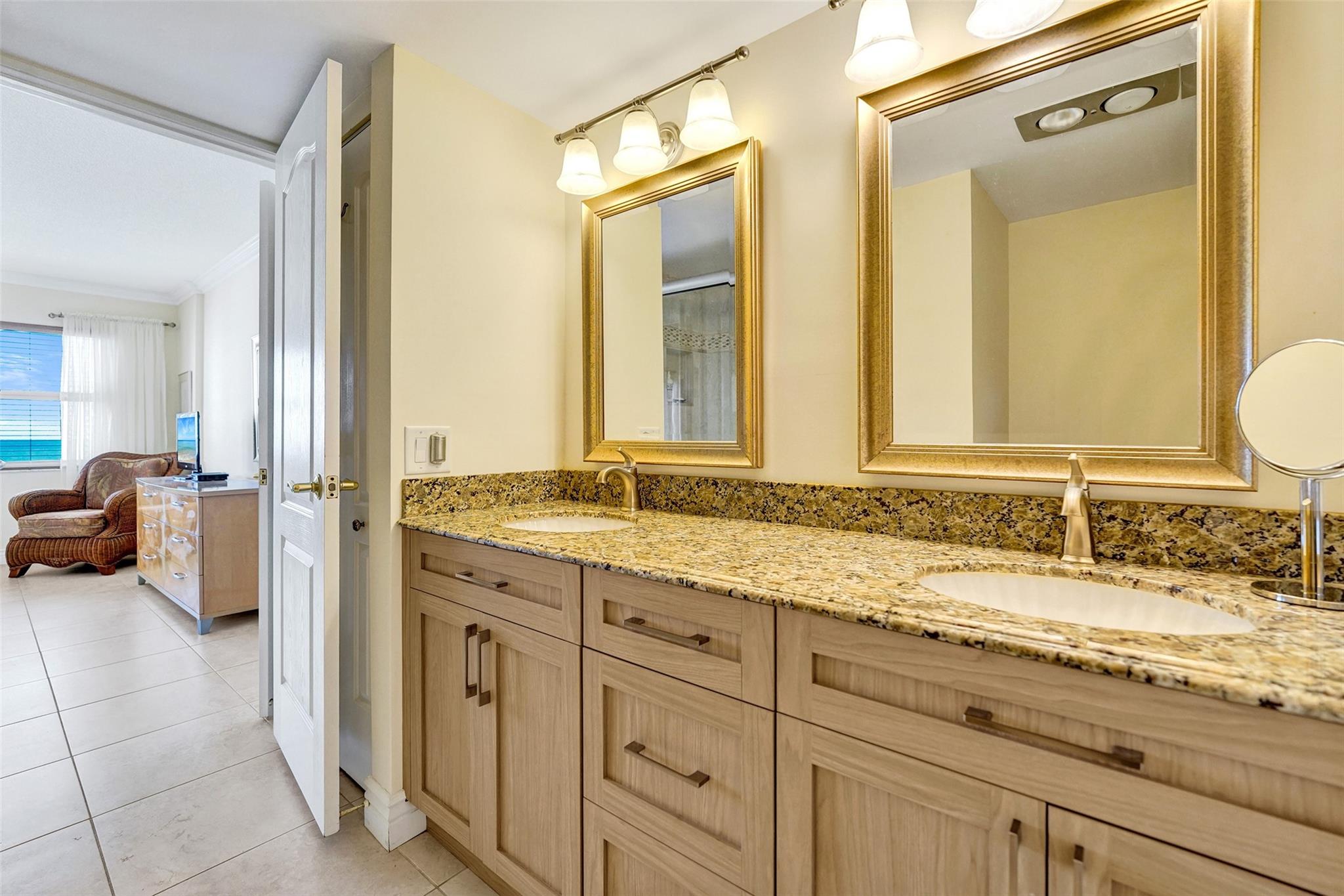 Sea Monarch - Residential