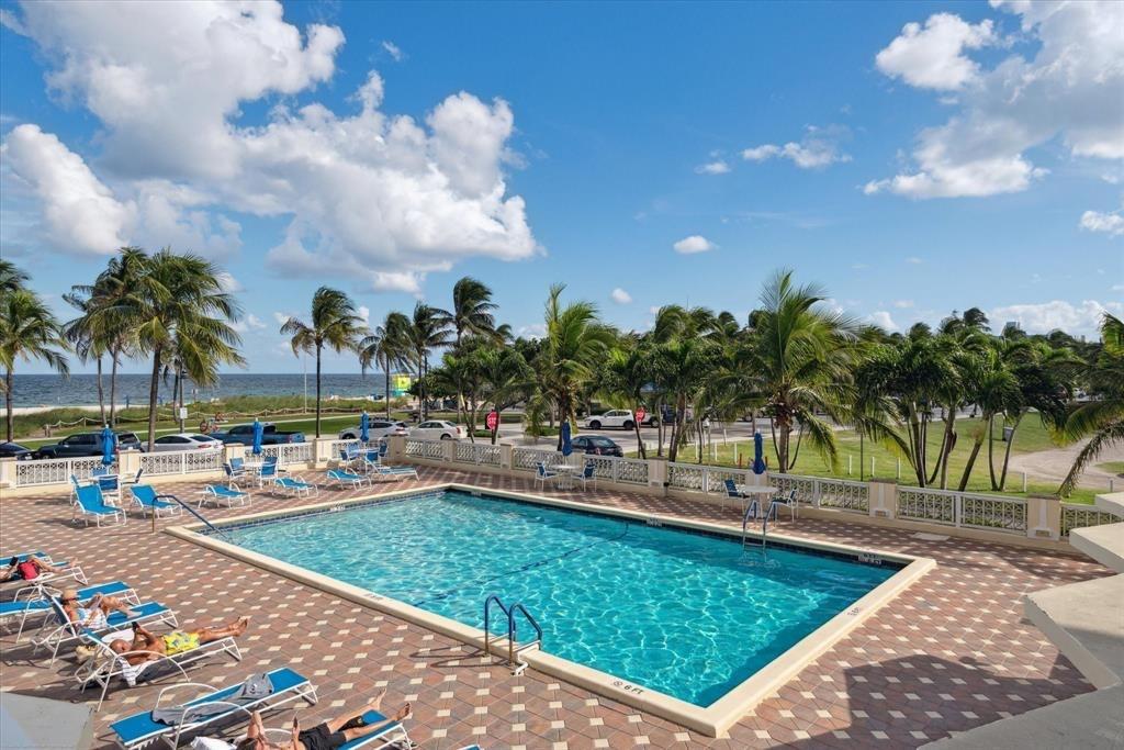 Sea Monarch - Residential