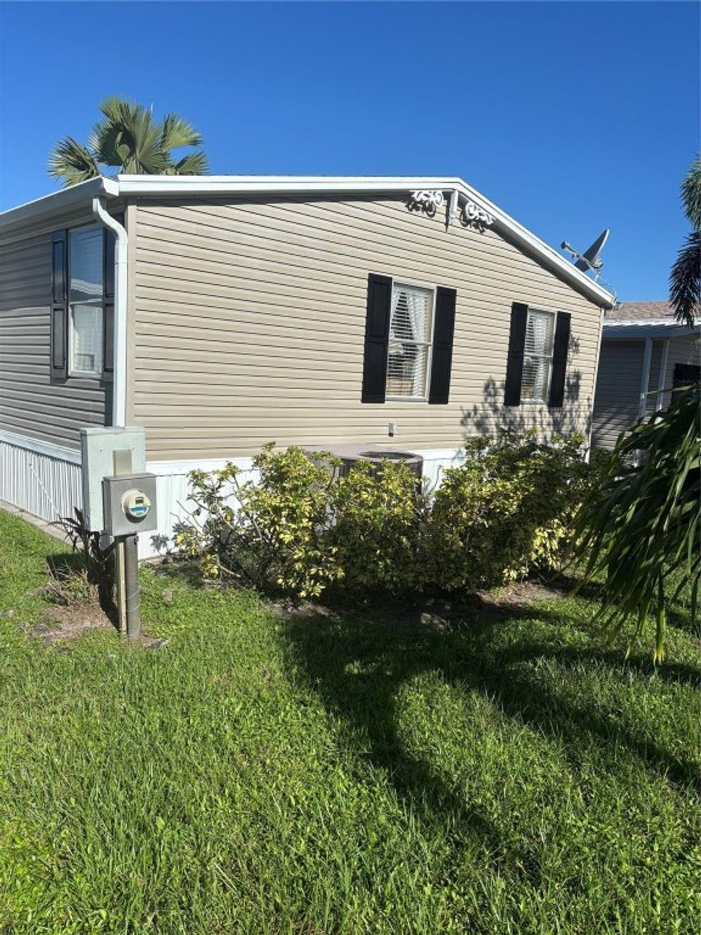Photo of 5116 NW 4th Avenue, Deerfield Beach, FL 33064 (MLS # F10525896)