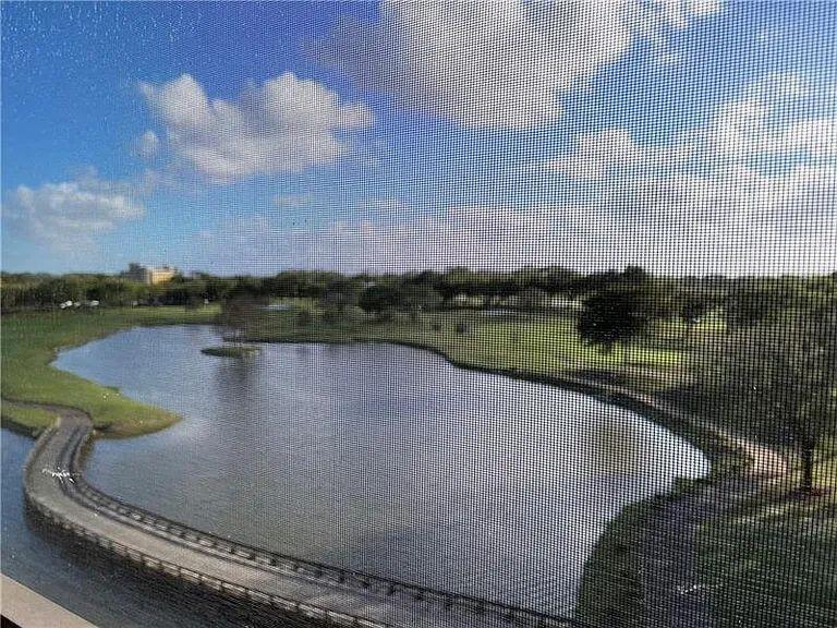 Rolling Hills Golf & Tenn - Residential