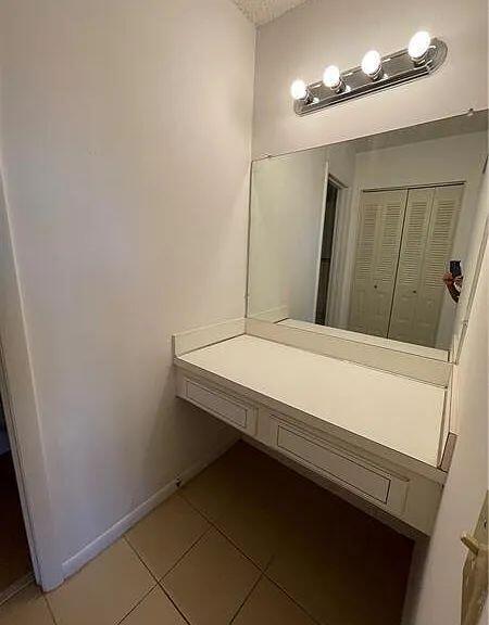 Rolling Hills Golf & Tenn - Residential