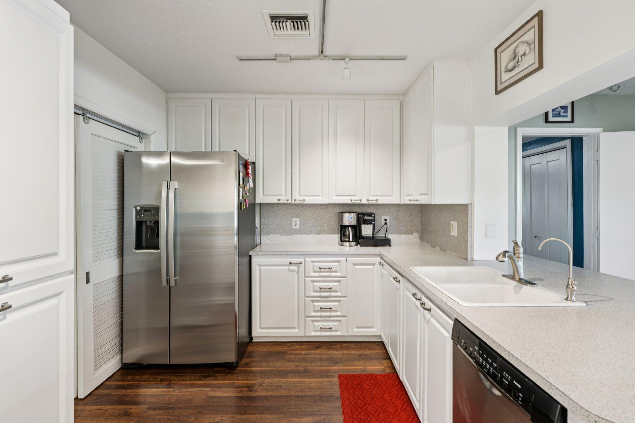 PLUMOSA PARK SEC A, B AND - Residential
