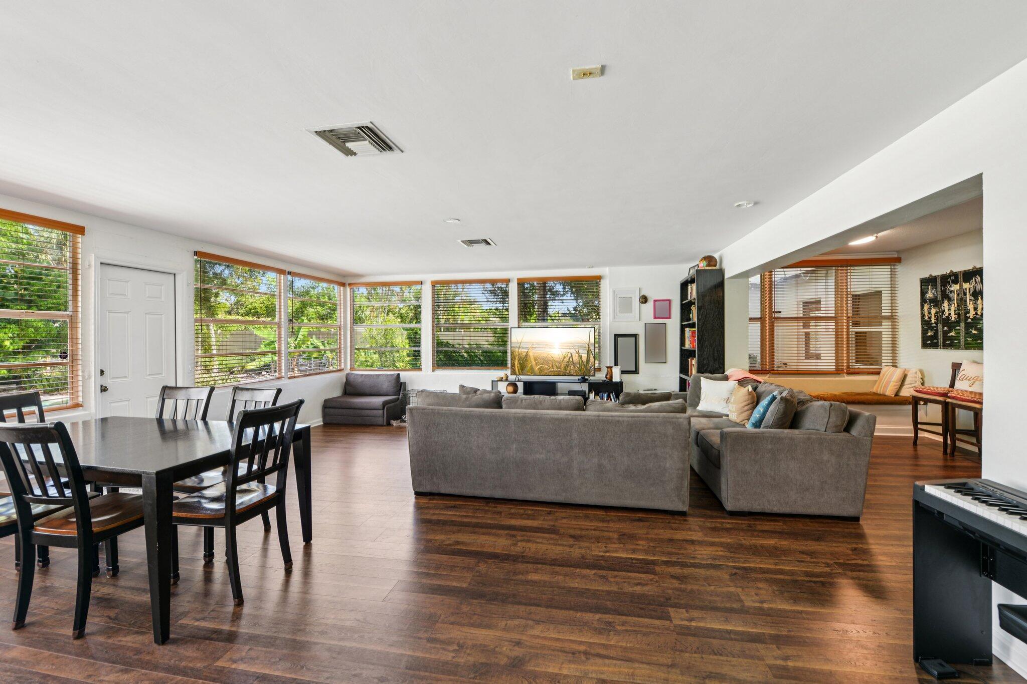 PLUMOSA PARK SEC A, B AND - Residential