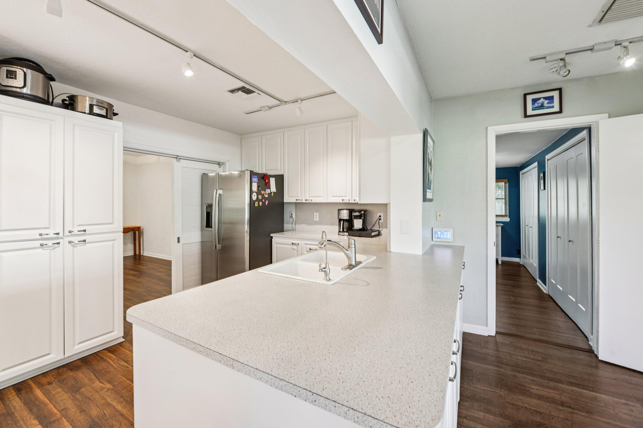 PLUMOSA PARK SEC A, B AND - Residential