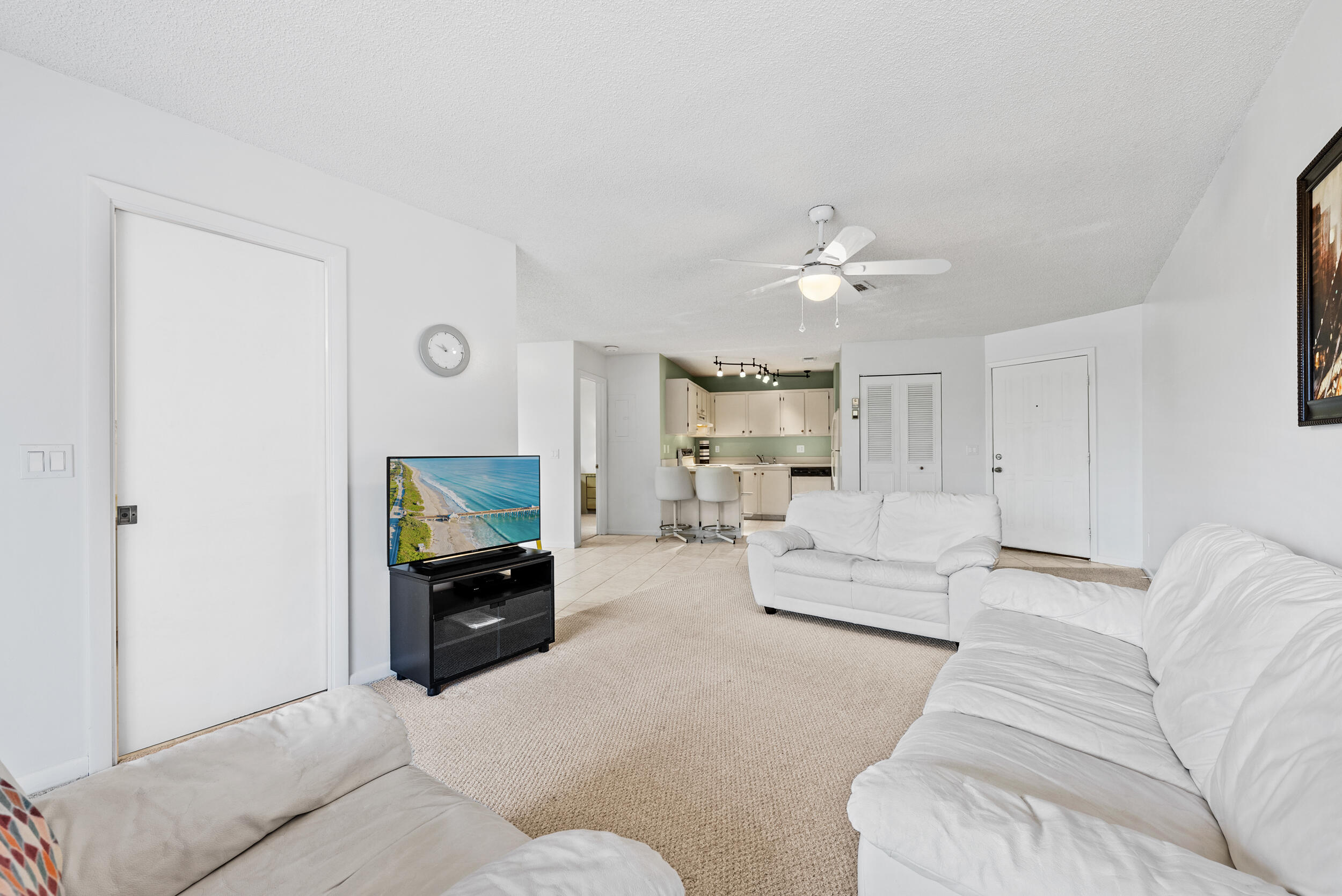 SAVANNAS CLUB CONDO - Residential