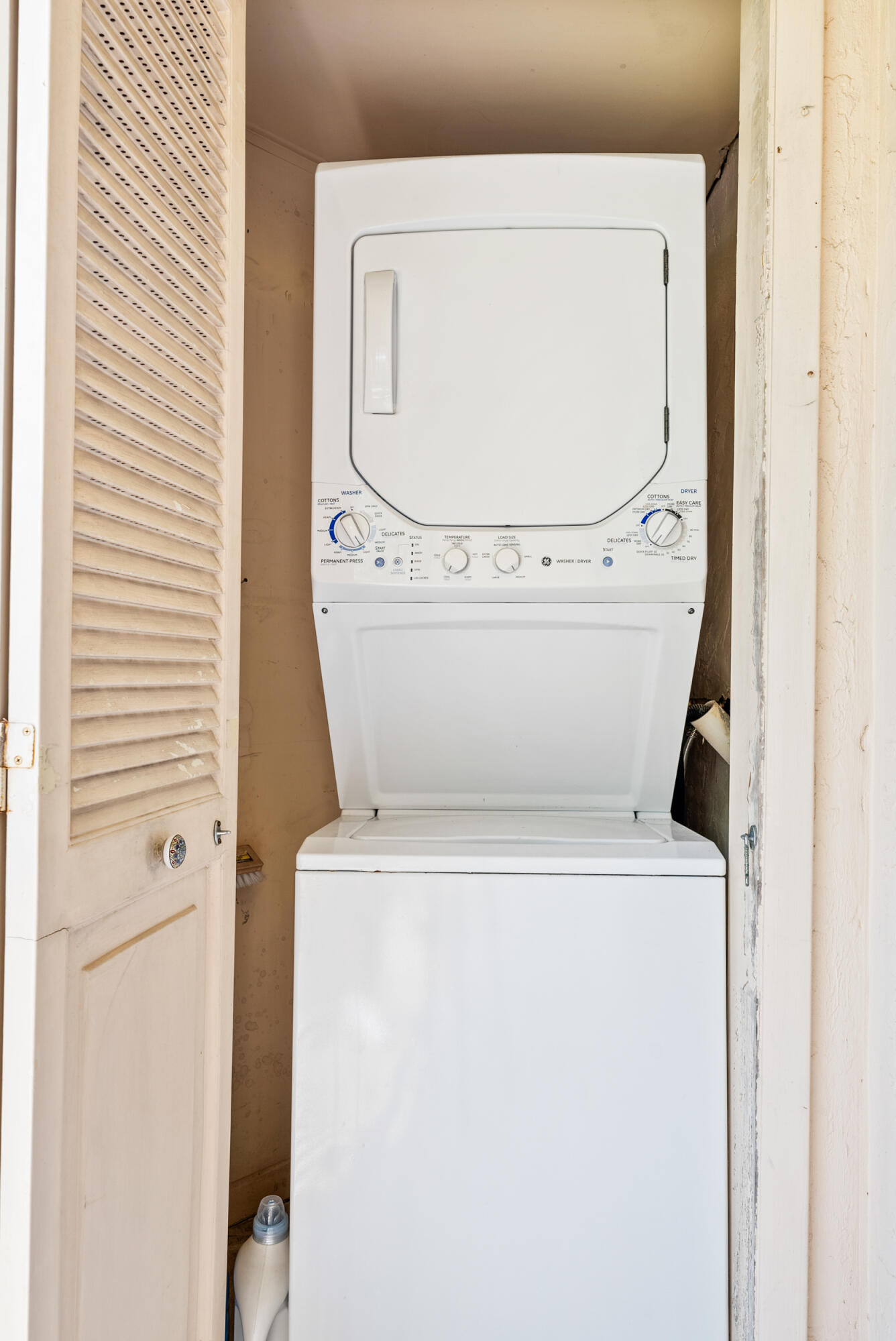 SAVANNAS CLUB CONDO - Residential