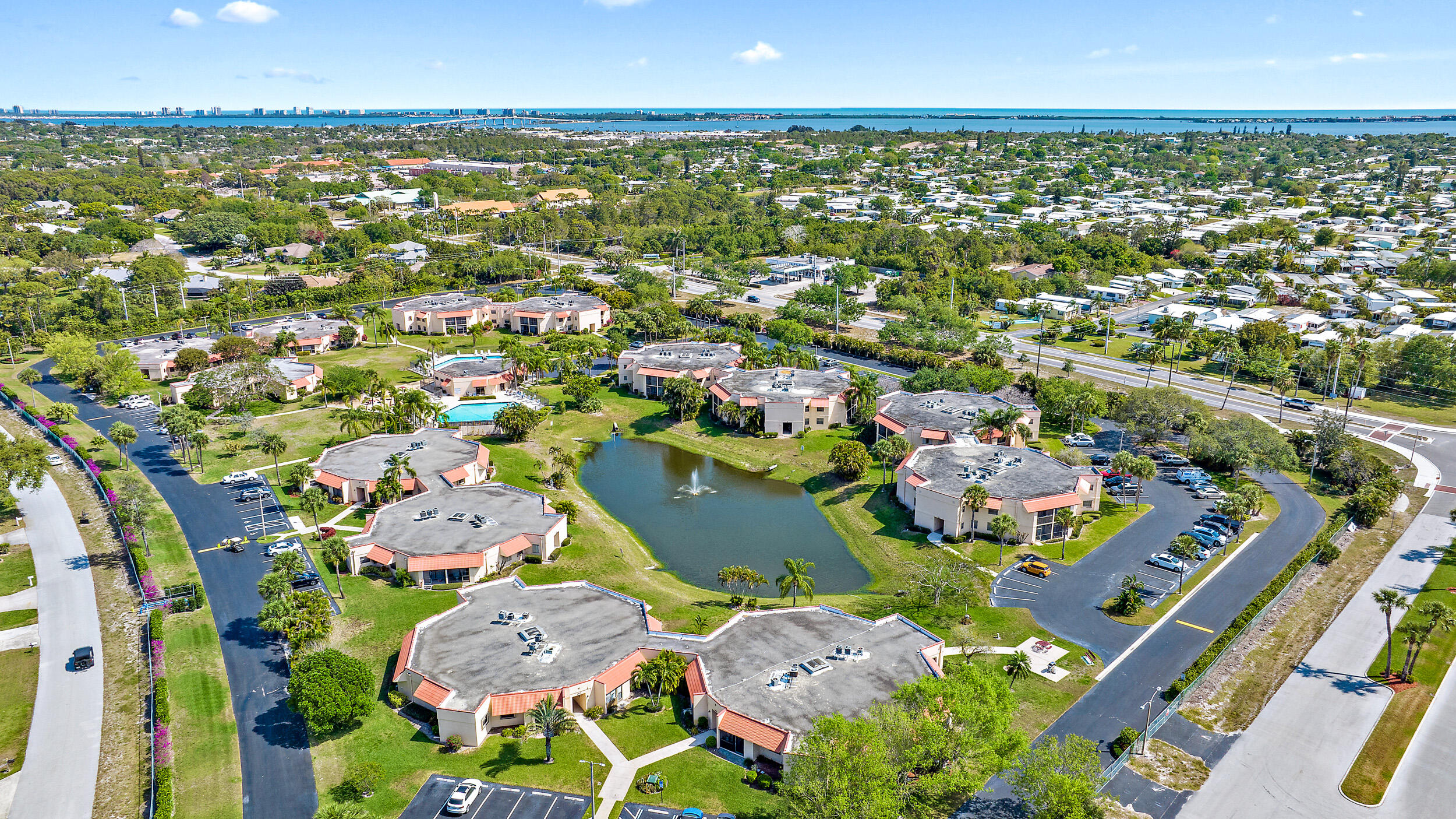 SAVANNAS CLUB CONDO - Residential