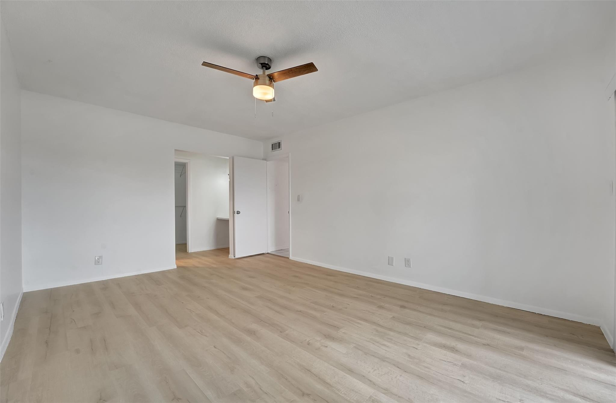 MARINER IV CONDO - Residential