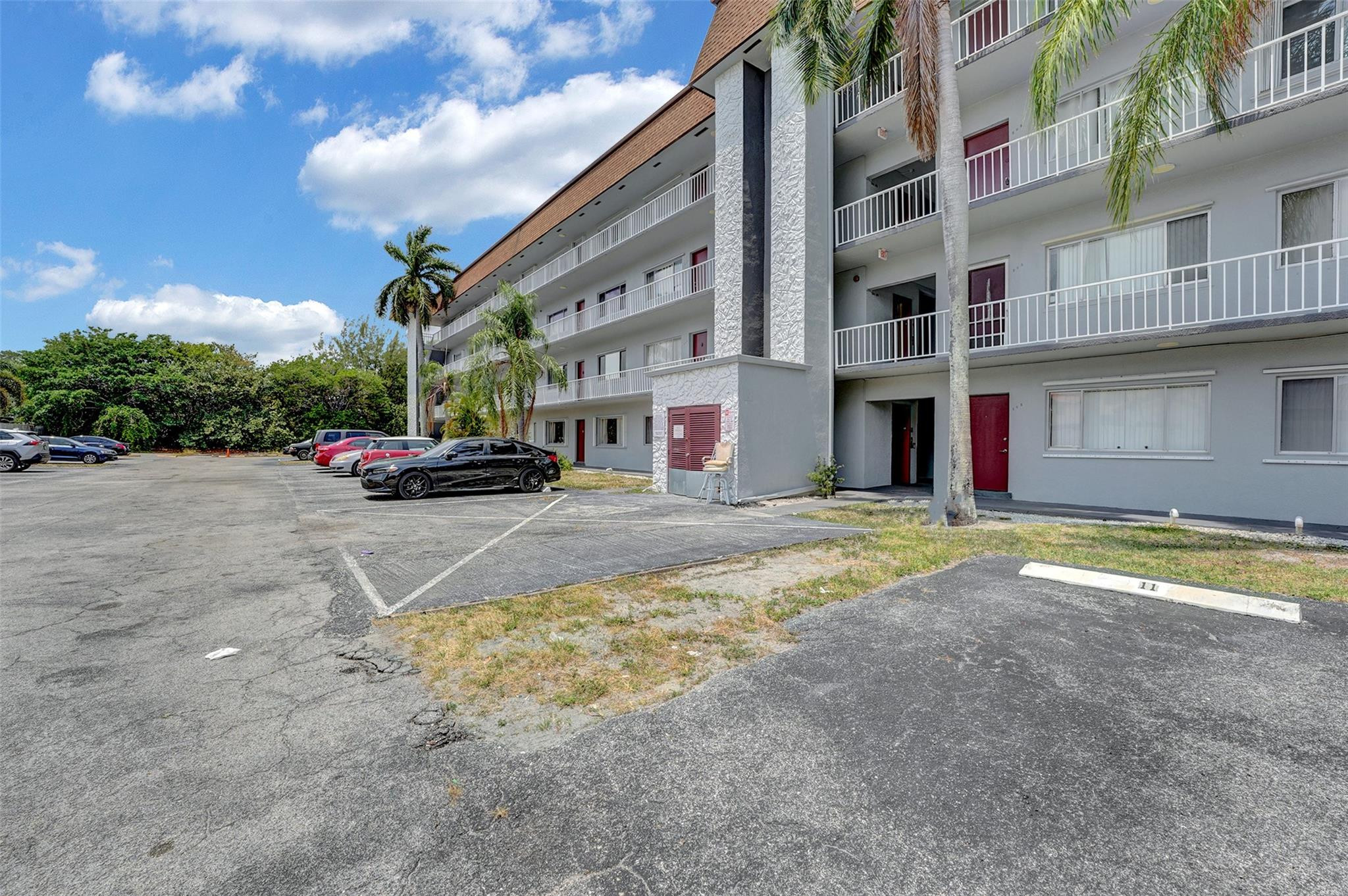 MARINER IV CONDO - Residential