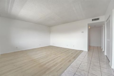 Tiny photo for 6289 Lear Drive #403, Lake Worth, FL 33462 (MLS # B26014615)
