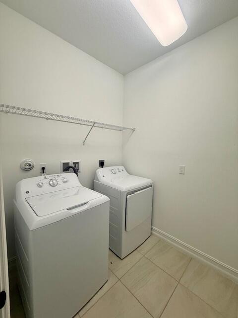 BOCA DUNES PUD - Residential Lease