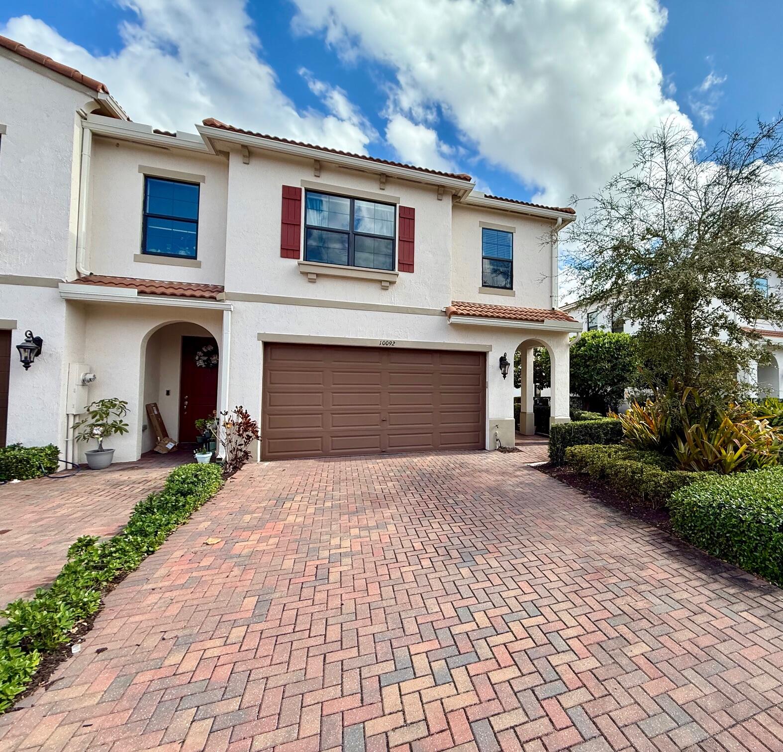 BOCA DUNES PUD - Residential Lease