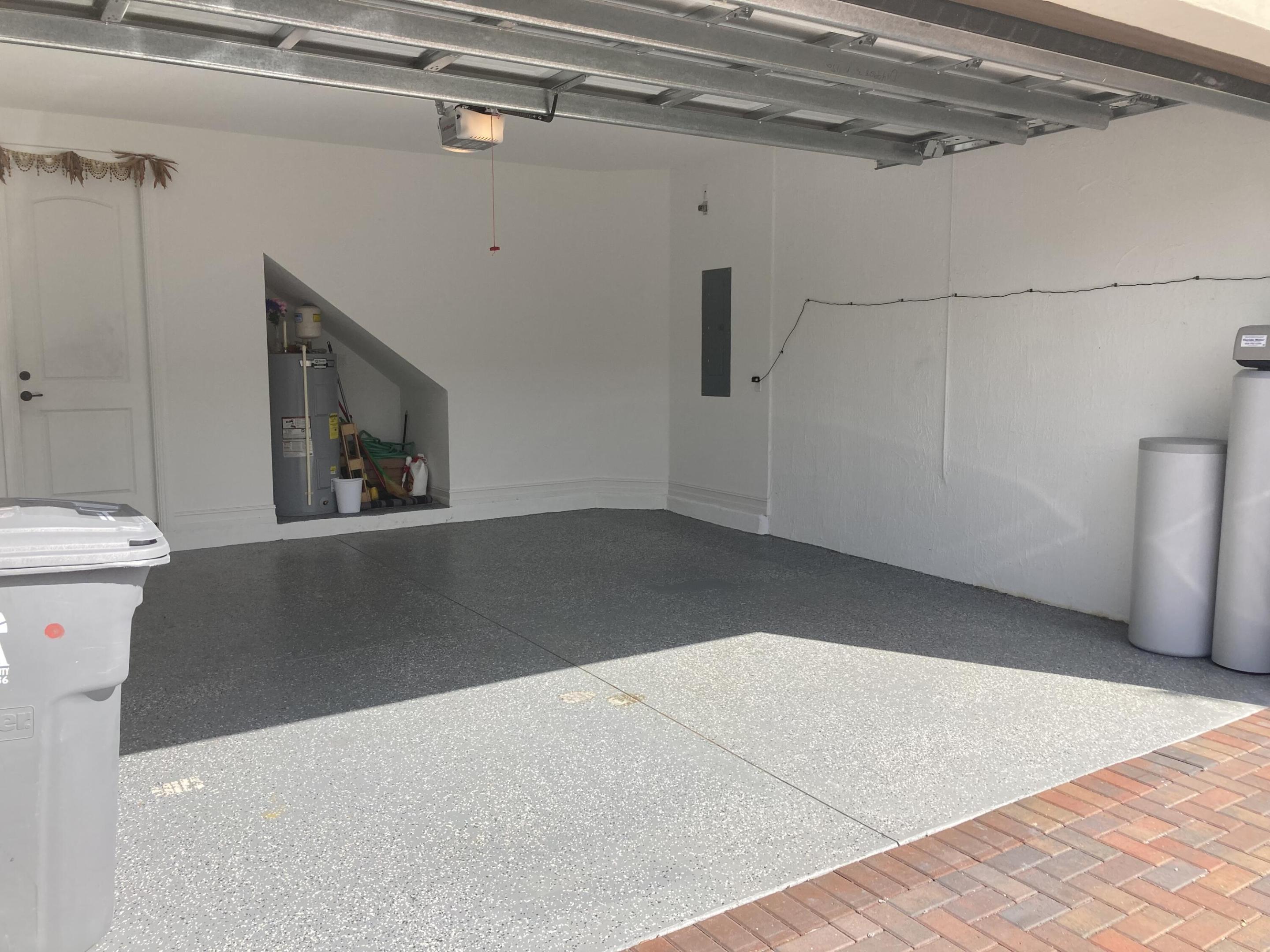 BOCA DUNES PUD - Residential Lease