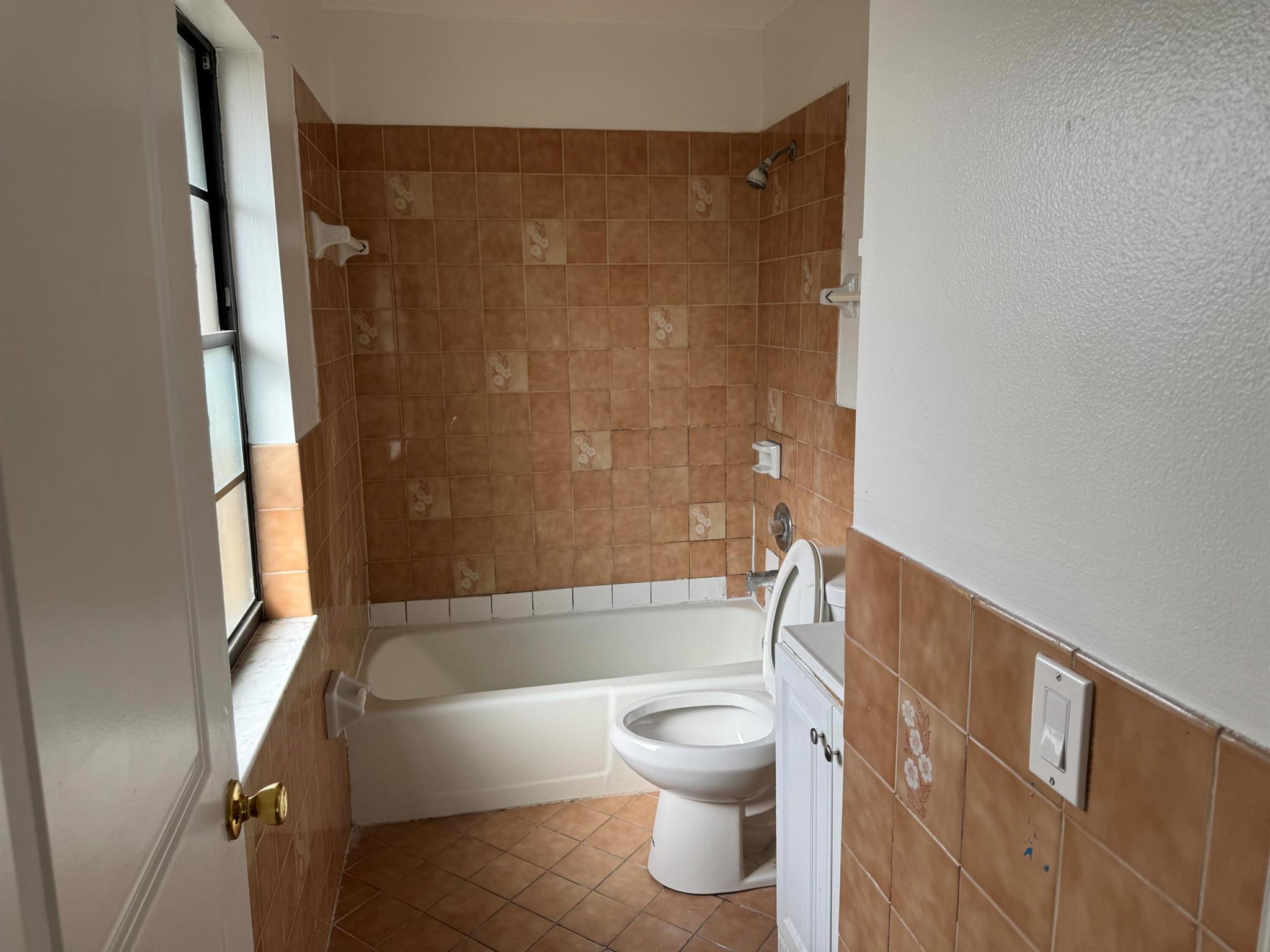 SUGAR POND MANOR OF WELLI - Residential Lease