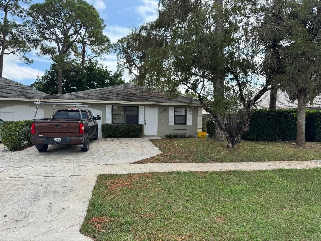 Photo of 1015 Staghorn Street, Wellington, FL 33414 (MLS # R11146366)