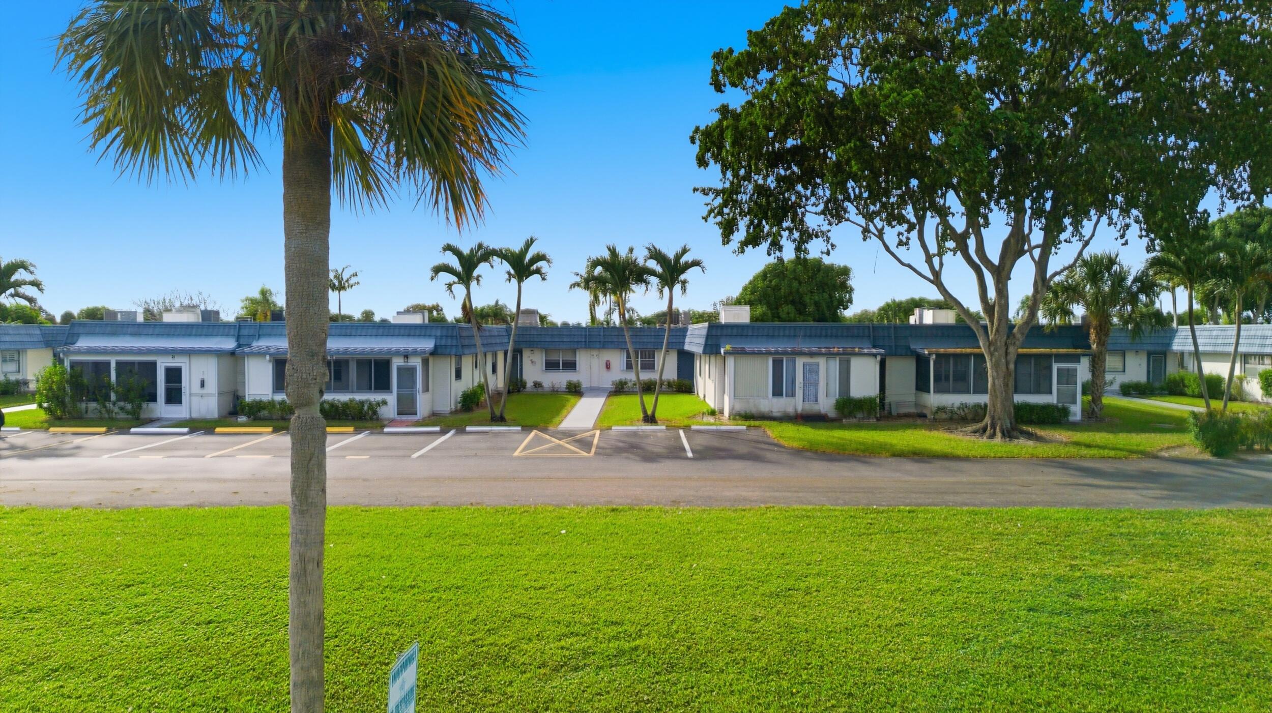 KINGS POINT - Residential