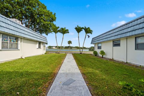 34 Waterford B Delray Beach FL 33446