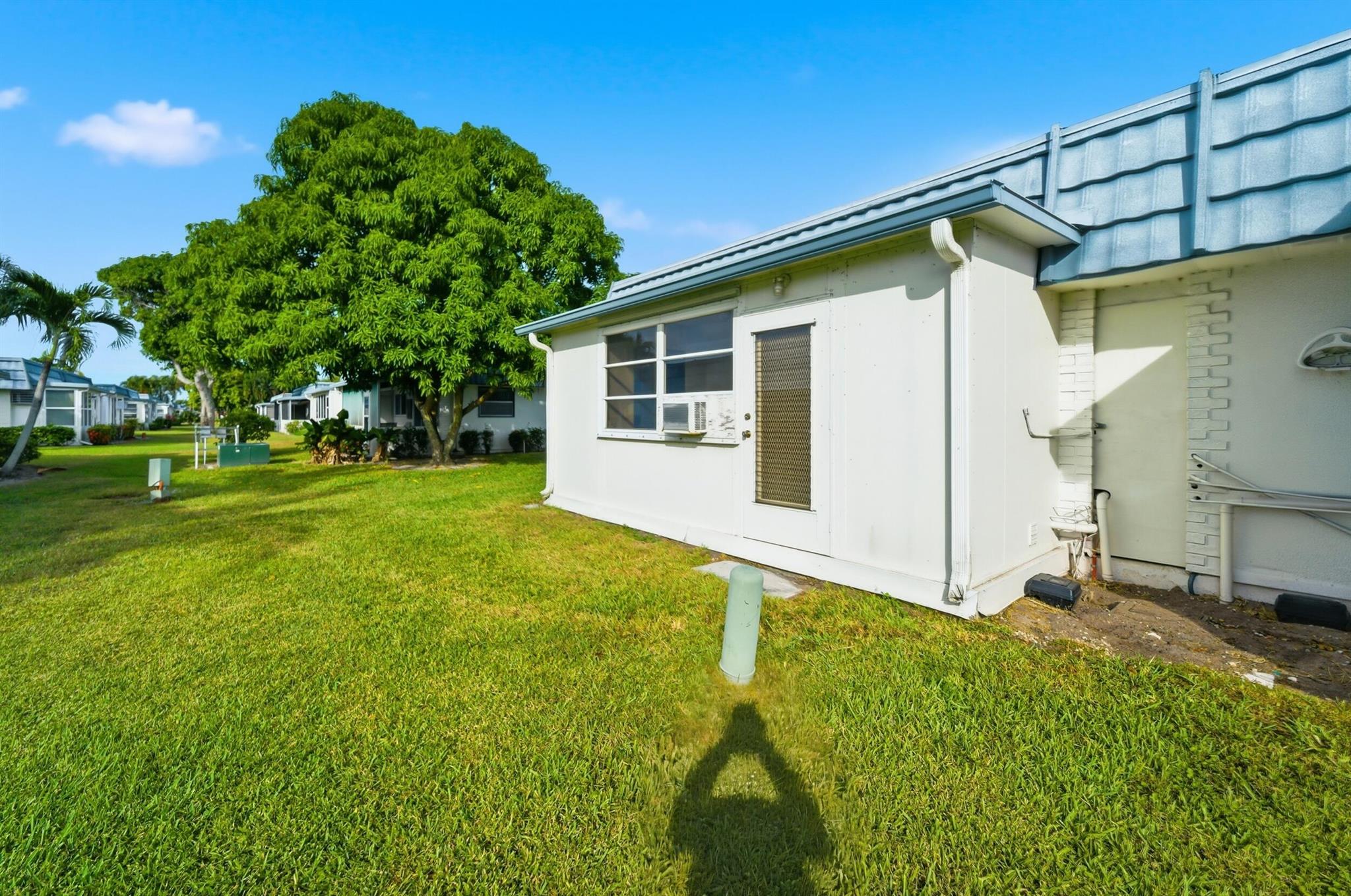 KINGS POINT - Residential