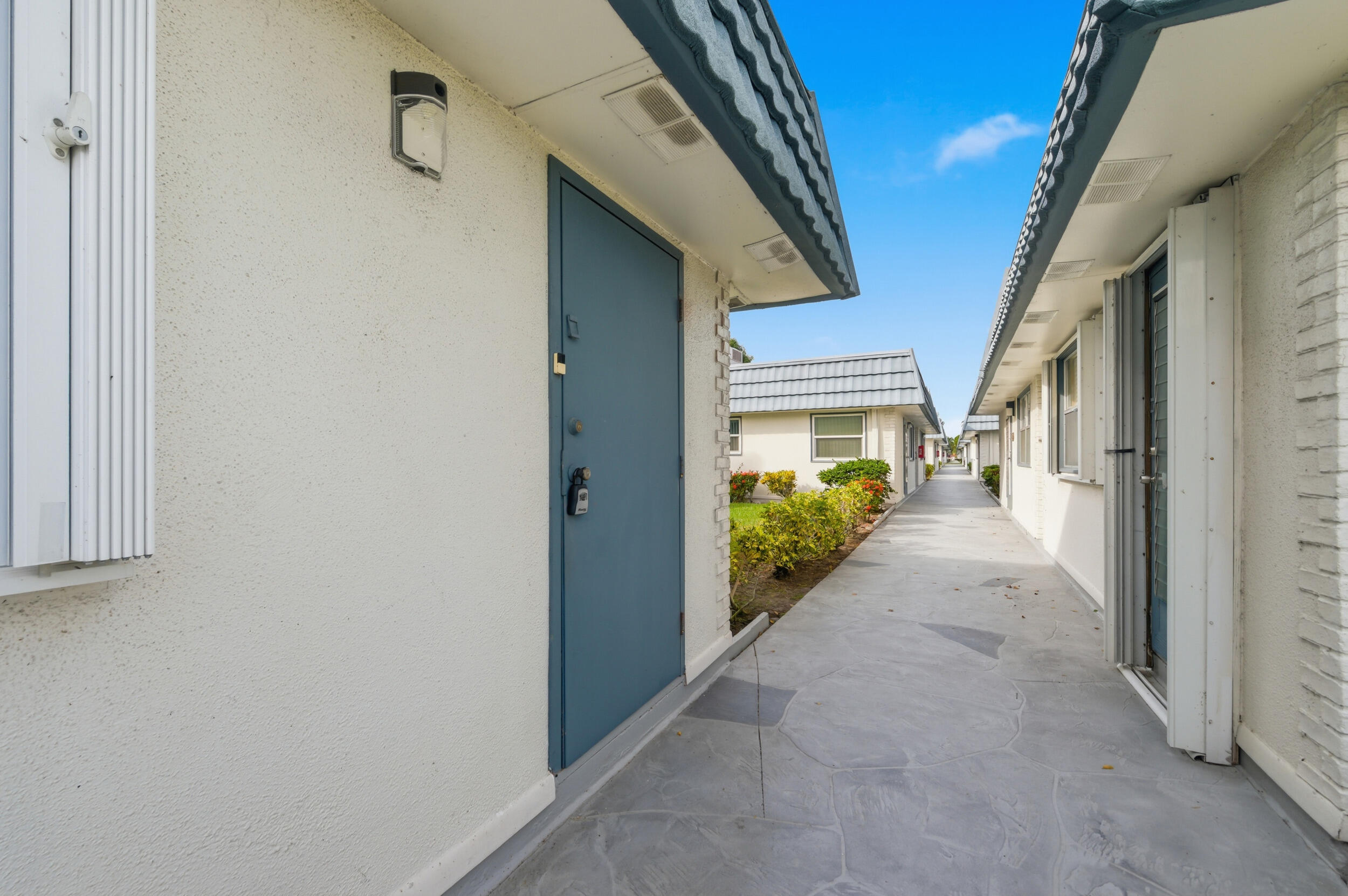 KINGS POINT - Residential