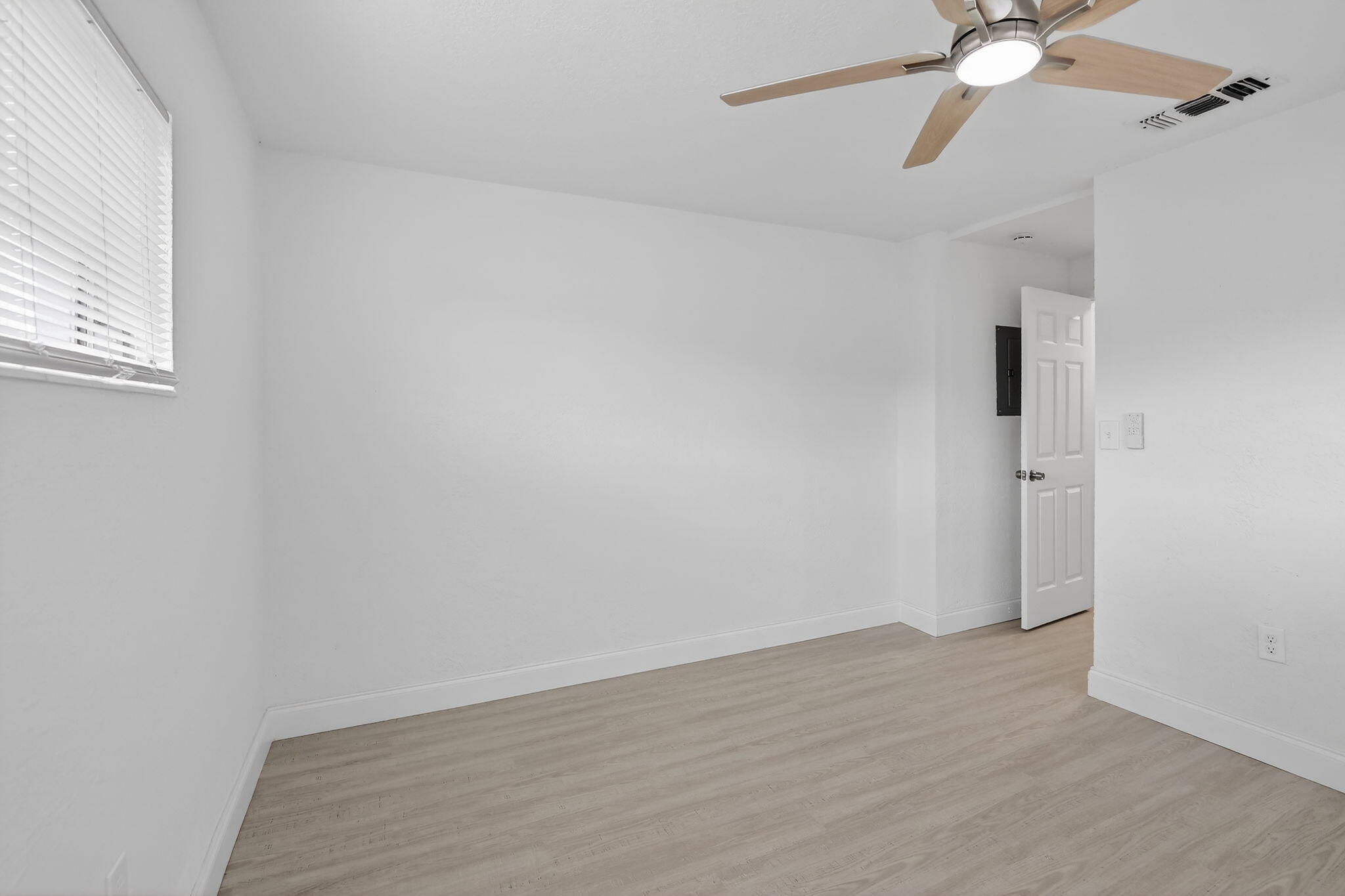 GOLD KEY VILLAS FIRST ADD - Residential