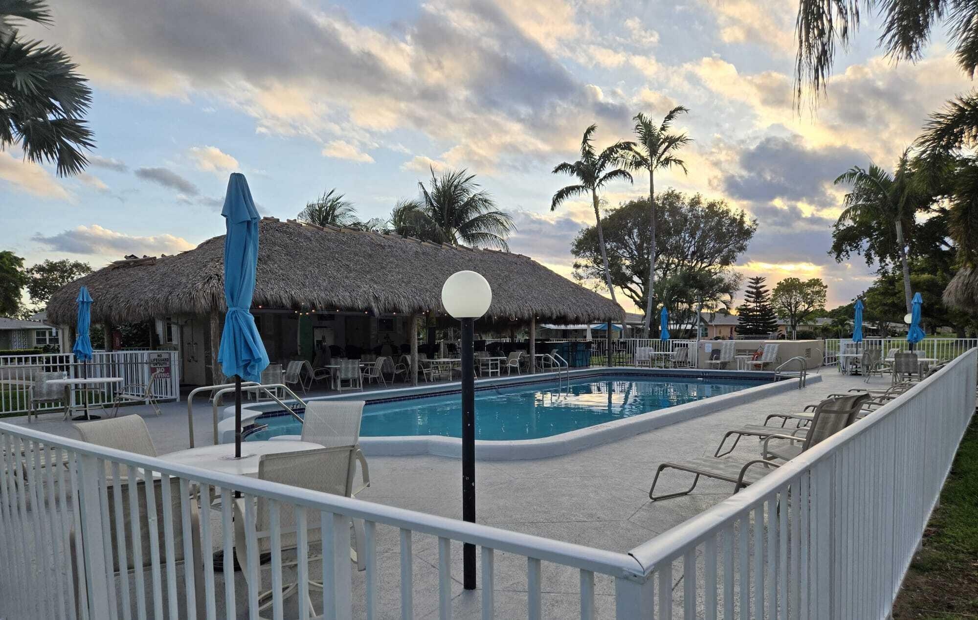 HIGH POINT CONDO SEC 4 - Residential